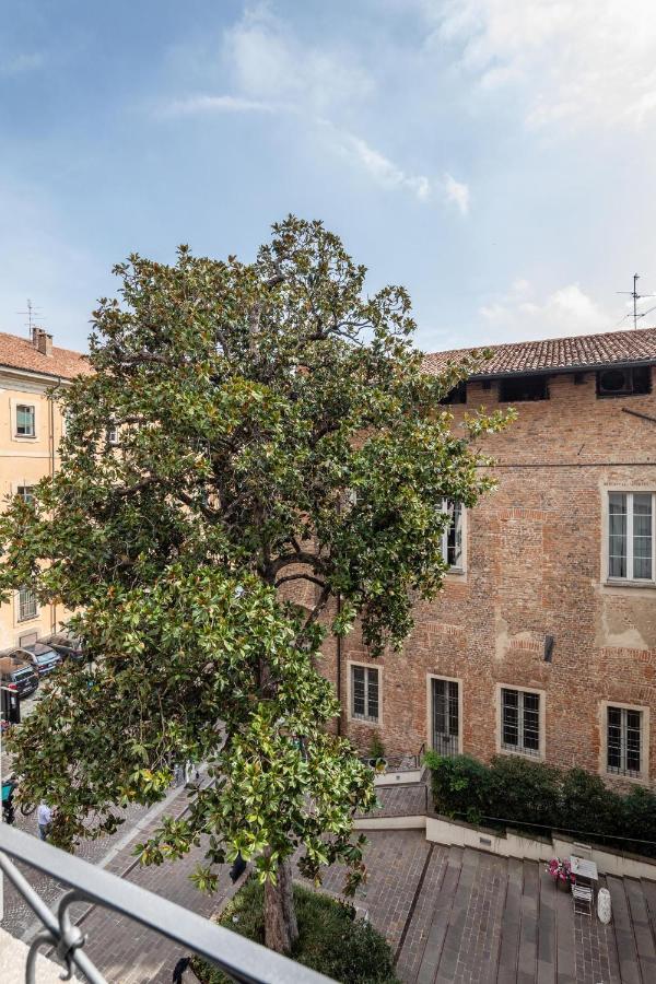 30Cavour Luxury Suites Παβία Εξωτερικό φωτογραφία