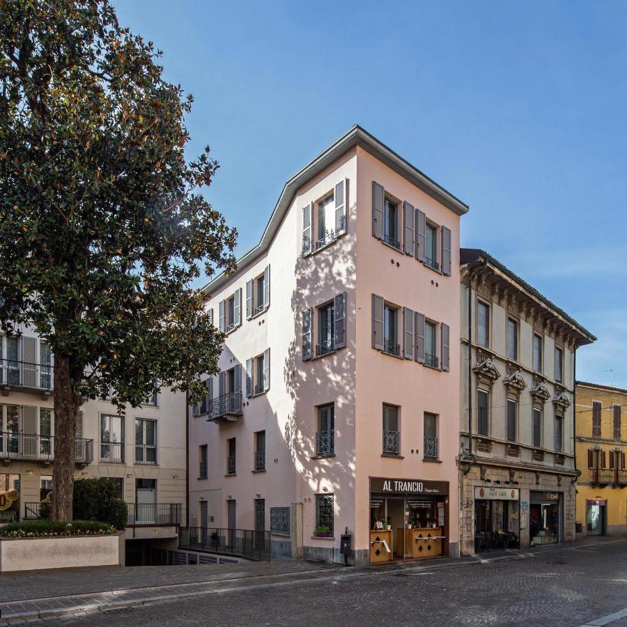 30Cavour Luxury Suites Παβία Εξωτερικό φωτογραφία