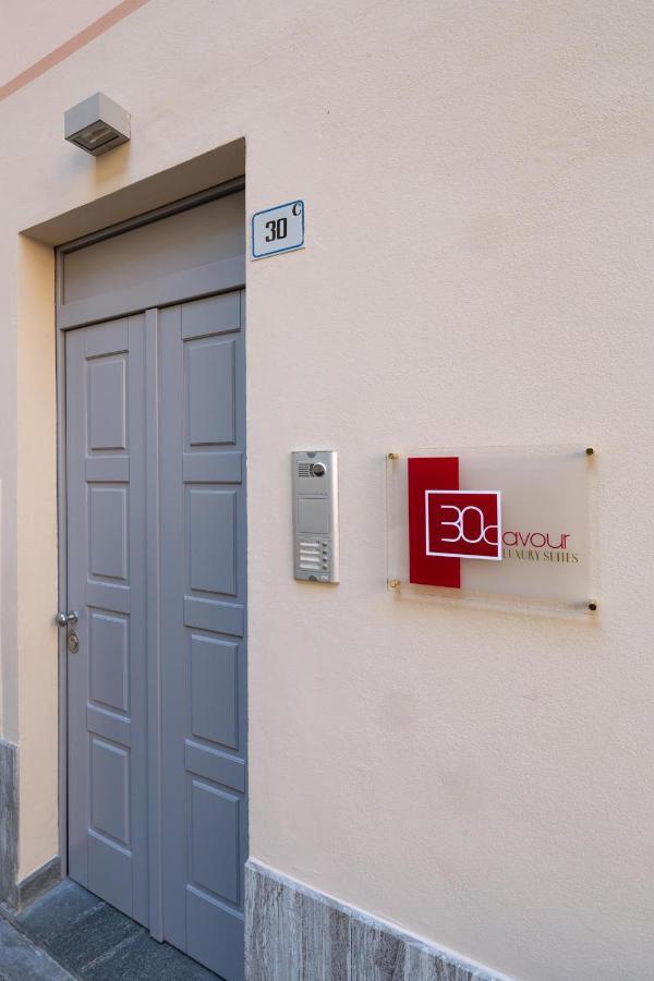 30Cavour Luxury Suites Παβία Εξωτερικό φωτογραφία